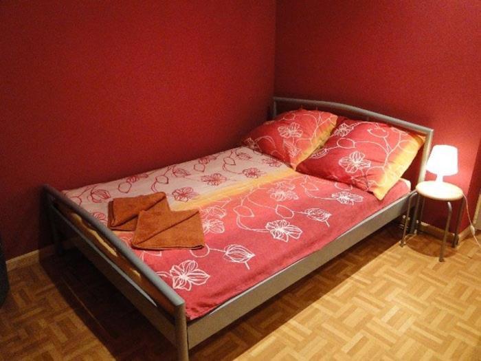 Hostel Luna Lodź Ruang foto